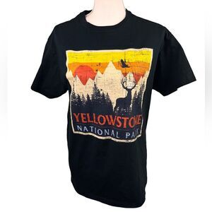 Yellowstone National Park Black Short Sleeve T-Shirt Medium Cotton